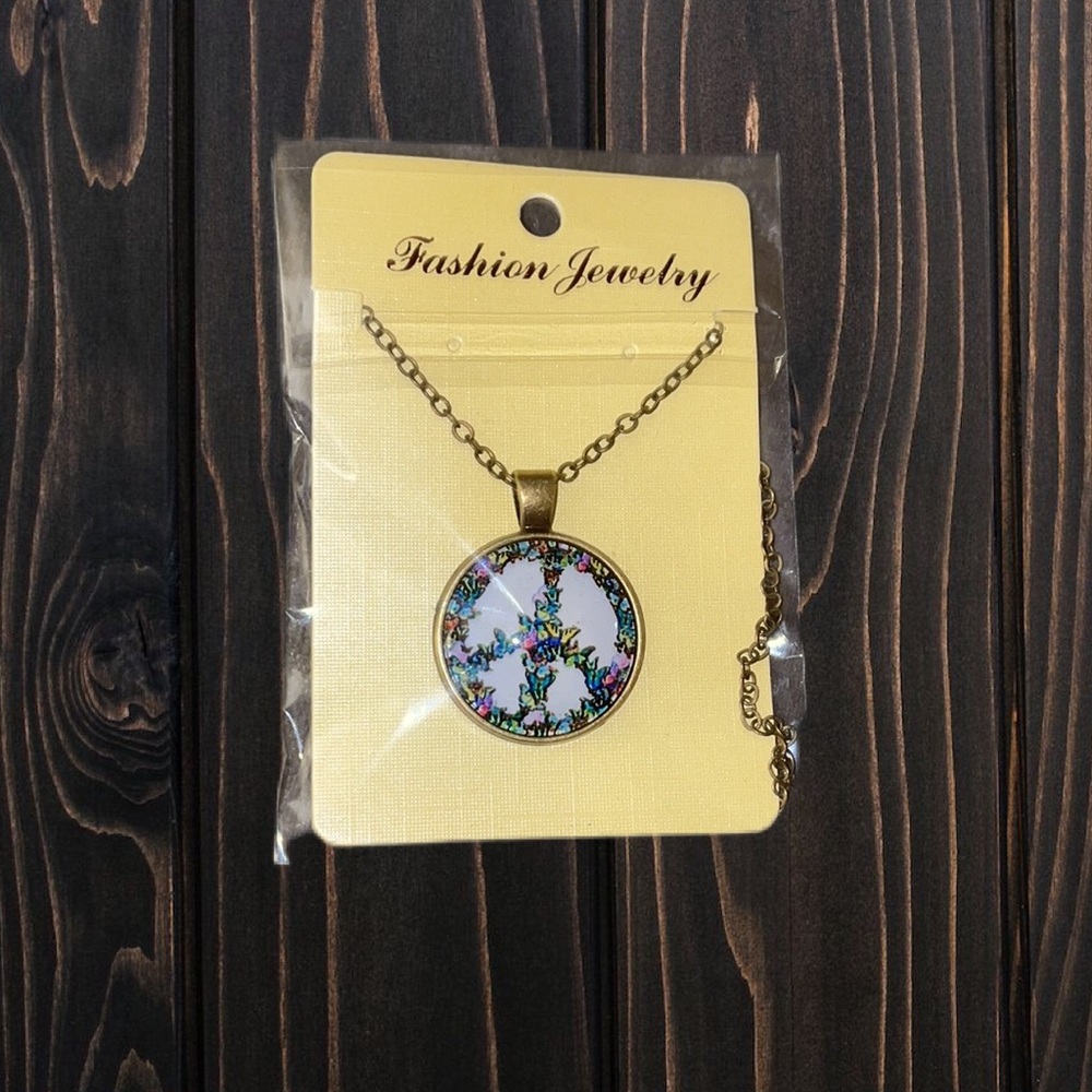 ☮️Peace Symbol Necklace☮️